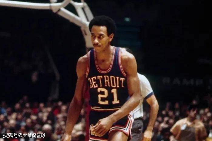 场比赛中展 场比赛中展