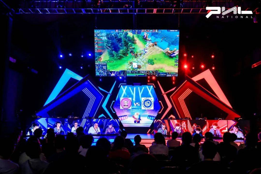 强阵容厚度 强阵容厚度