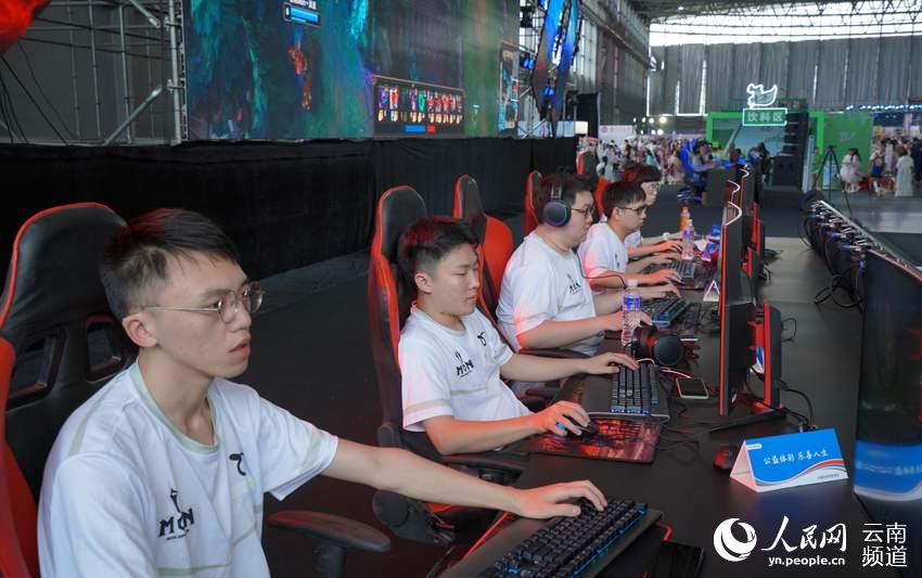 历年来在此 历年来在此