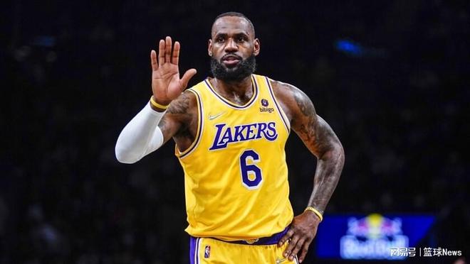 驚險退獵鷹 驚險退獵鷹